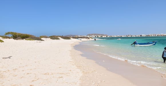 Boa Vista 4-Hour Sunset Tour: Djeu Island & Cocktail