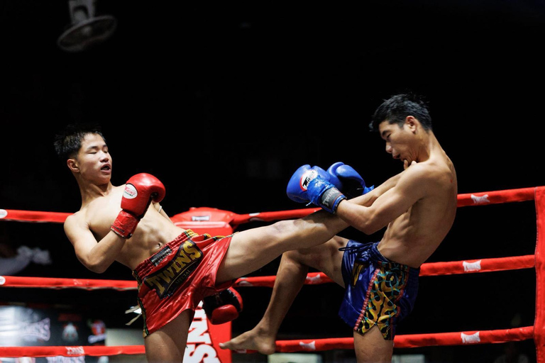 Chiang Mai: VIP Muay Thai Night with Free Drinks