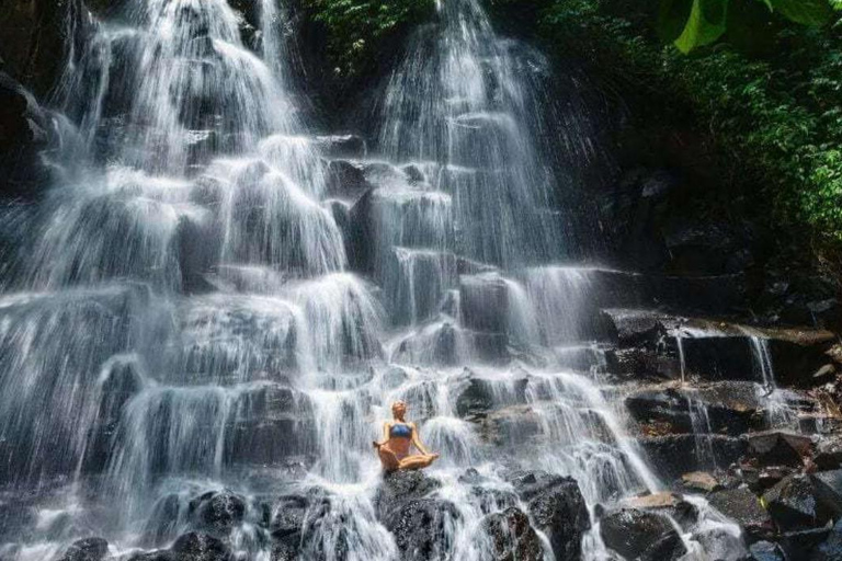 Bali: Excursión a Tegenungan, Kanto Lampo y la Cascada de Tibumana