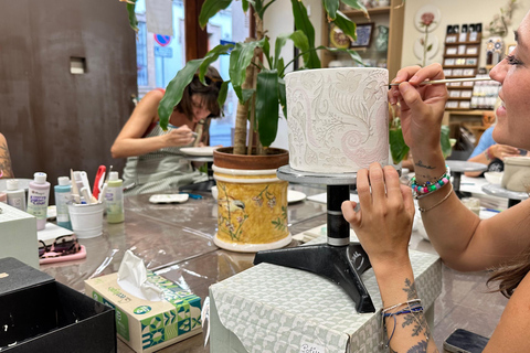 Seville: Ceramic painting workshop