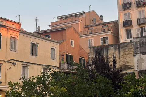 Corfu: Women's Walking Tour with Coffee and Gift