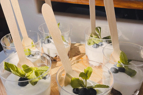 Lisbon: Brunch on Board a Beautiful Catamaran Private