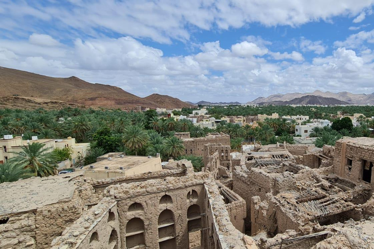 Muscat: Nizwa & Birkat Al Mouz Private Full Day Tour