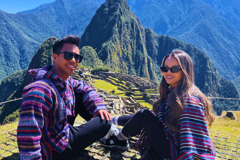 Cusco: 4 Day Jungle Adventure to Machu Picchu