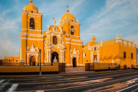 Paranomische Stadtführung in Trujillo + Paranomischer Bus