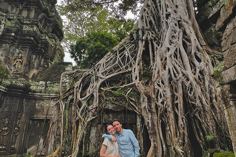 Siem Reap: Angkor Wat & Golden Hours Sunset by Vintage Jeep