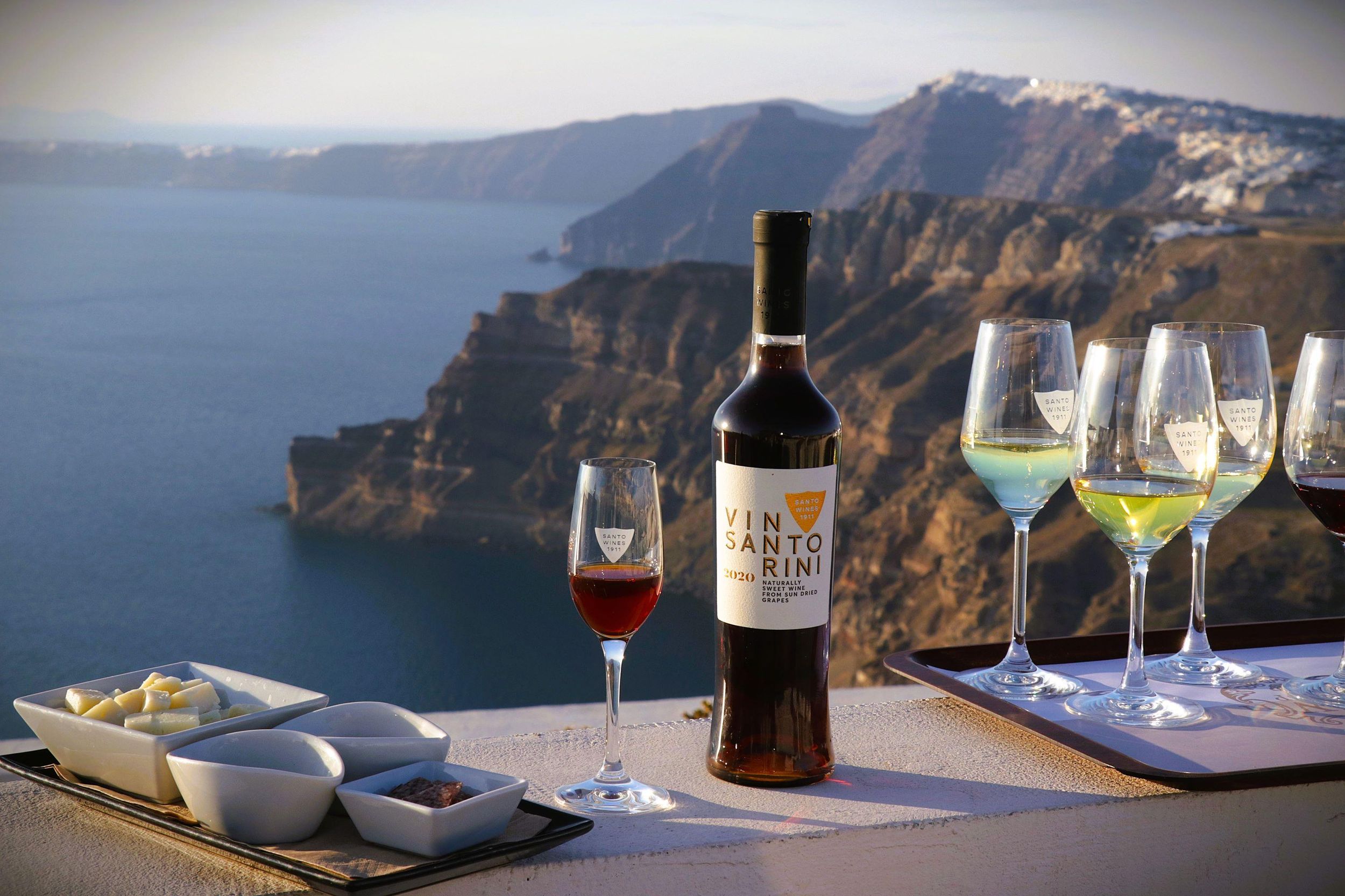 Luxus-Highlights auf Santorin: Tagestour und Sonnenuntergang in Oia