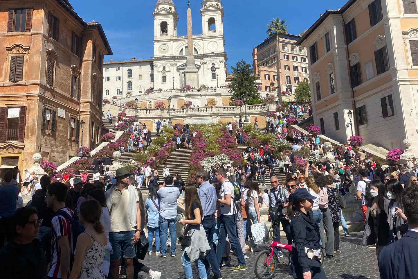 Rome: City walking tour. the beauty.