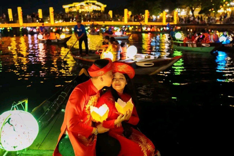 Billet de bateau et lâcher de lanternes sur la rivière Hoai à Hoi An