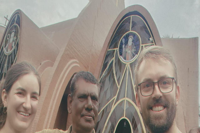 Kochi: Tuk-Tuk-Ausflug mit versteckten SchätzenKochi: Ausflug mit dem Tuk-Tuk zu versteckten Schätzen