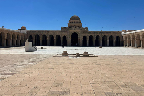 From Kairouan: 2-Day Sahara Tour with Hotel Stay 2-Day Sahara Desert Tour
