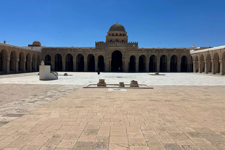 From Kairouan: 2-Day Sahara Tour with Hotel Stay 2-Day Sahara Desert Tour