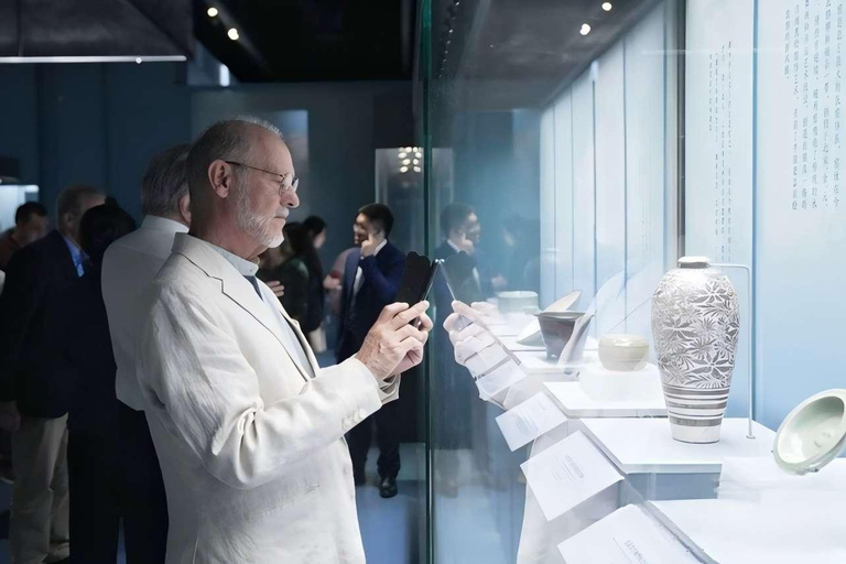 National Museum of China Reservation/With 2-Hour Audio Guide Admission period: 11:00-13:30