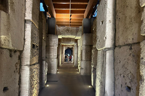 Rome: Colosseum Underground, Arena & Forum Private Tour Rome:Private Colosseum Underground, Arena & Roman Forum Tour