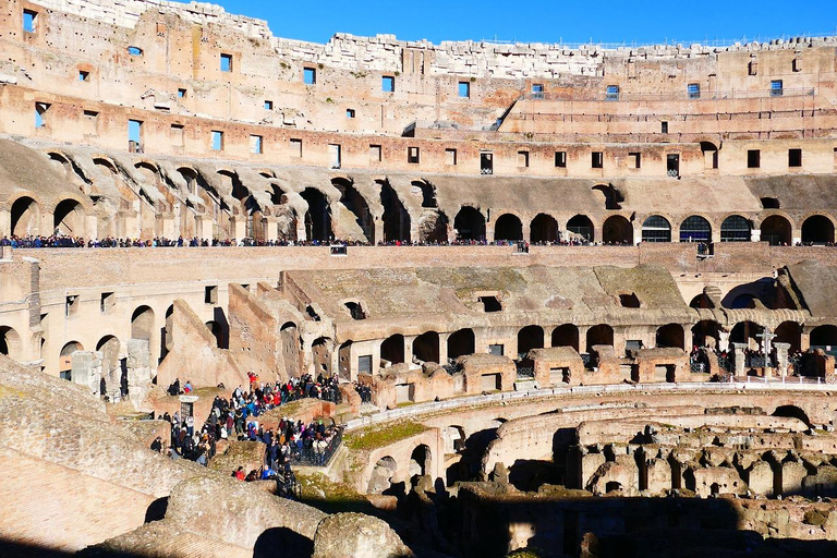 Rom: Guidad tur Guidad tur till Colosseum, Forum Romanum och PalatinkullenColosseum, Forum Romanum &amp; Palatinkullen Franska guidade besök