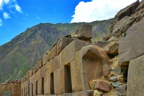 From Cusco: Sacred Valley Day Trip with Buffet Lunch