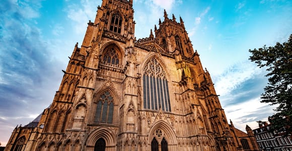 York Day Rail Tour from London including a Hop-on Hop-off tour