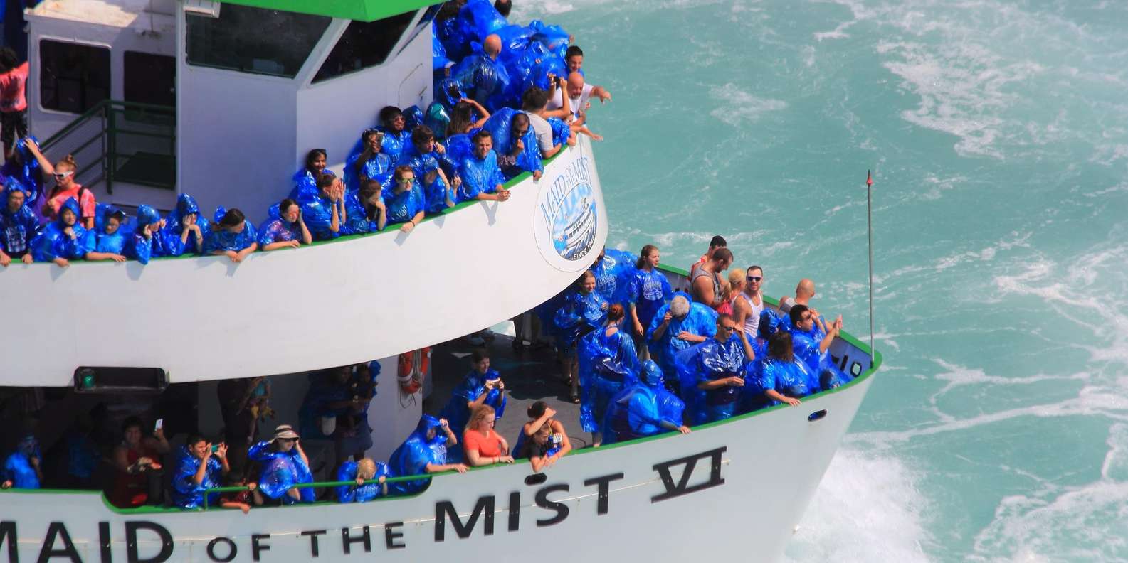 Niagara Falls: Maid of the Mist & Cave of the Winds Tour — gallery image 6