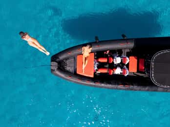 Zadar: 3-Inseln Schnellboot Tour mit Schnorcheln und Getränken