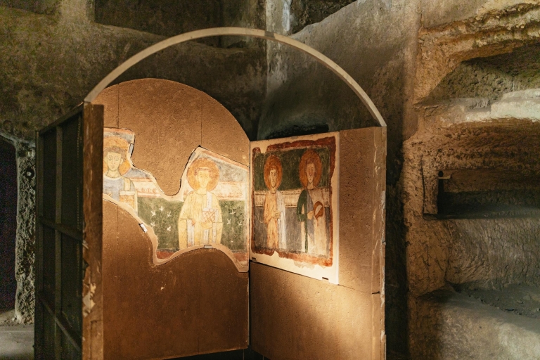 Naples : Catacombes de San Gennaro : billet d'entrée et visite guidéeExcursion en anglais