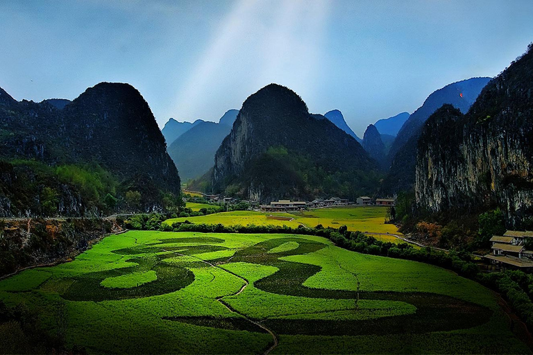 Guizhou: Dragon Palace Tickets & Underground Boat Ride Dragon Palace Cave , Boat Experience & Elevator
