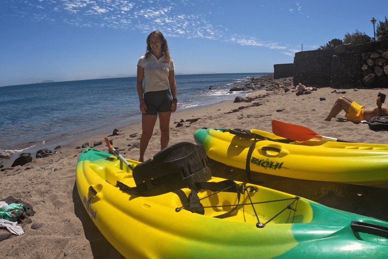 Kayak tour with snorkeling in Playa Blanca, Lanzarote.