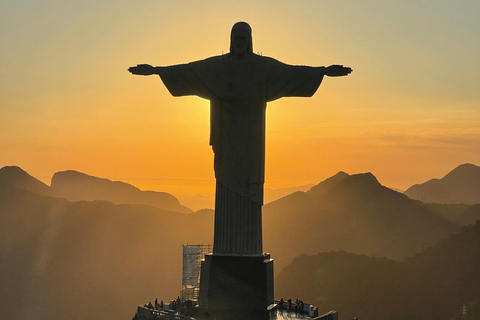 Rio de Janeiro: 25 Min Helicopter Christ the Redeemer