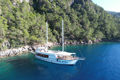 Fethiye: 12 Islands Boat Tour with Lunch and Transfer Option 12 Islands Boat Trip With Hotel Transfer