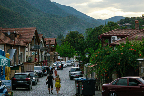 Depuis Tbilissi : Mtskheta, Gori, Jvari, Uplistsikhe - Excursion d&#039;une journée