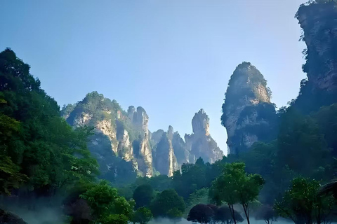 Zhangjiajie: National Forest Park & 72 Qilou Combo Ticket 72 Qilou Night Ticket