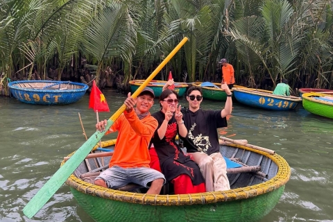 Hoi An Basket Boat Ride is inclusief retourtransfersHoi An Basket Boat Ride inclusief transfers (geen lunch)