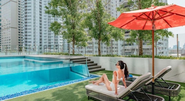 Bangkok: The Qlub Day Pass with Pool, Onsen, Sauna & Gym