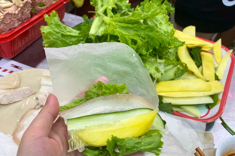 Da Nang: tour gastronomico dello street food vegano e vegetariano in scooterDa Nang: tour gastronomico vegano e vegetariano in scooter