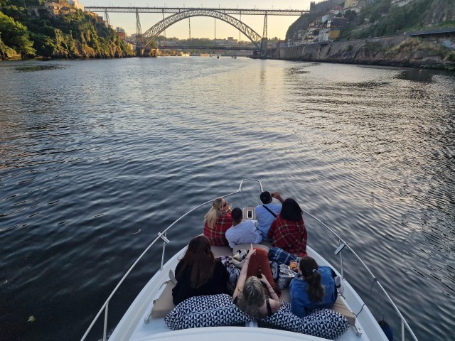 Visit Porto City Cruise with Sunset Option in Oporto