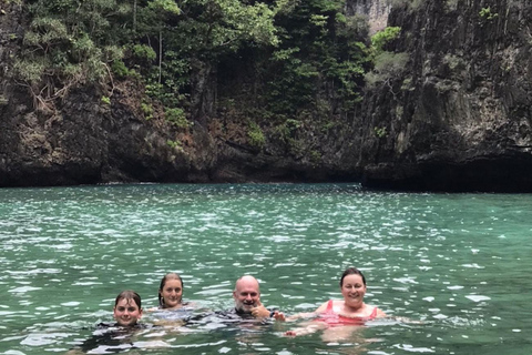 Phuket : Affrètement d&#039;un bateau rapide privé pour les îles Phi Phi et Khai