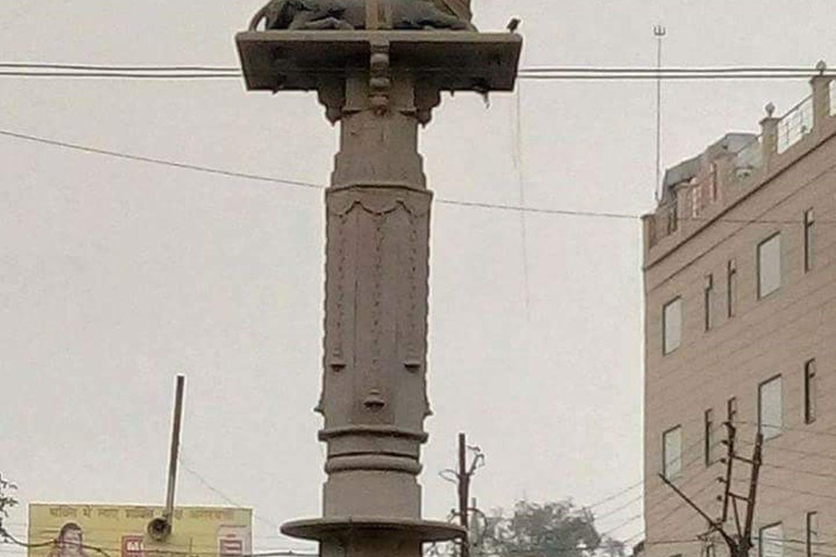 من دلهي: جولة لمدة يومين في فاراناسي مع إقامة 5 نجوم ورحلات جوية.