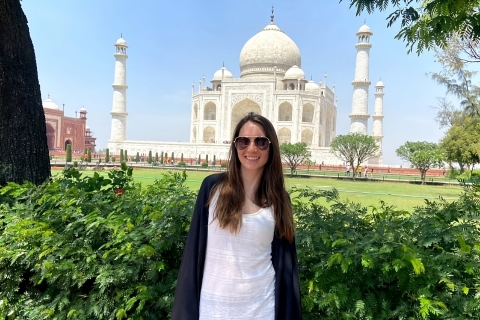 Delhi: Taj Mahal und Agra Fort Tour mit dem Auto mit EssensoptionMit Eintrittskarten und Mahlzeit