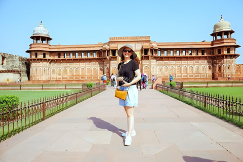 Taj Mahal Sunrise, Agra Fort & Baby Taj Tour (All-Inclusive) From Agra: Tour with Car, Driver and Guide Only