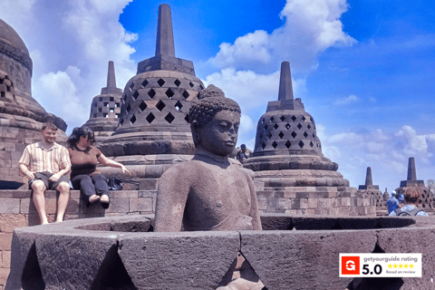 Yogyakarta: Borobudur climb-up guarantee & Prambanan temple Sharing: Borobudur climb-up guarantee & Prambanan temple