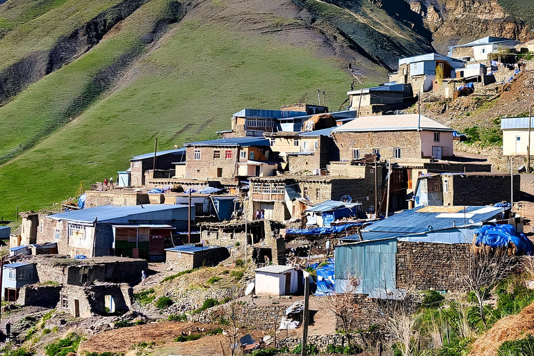 巴库至希纳利克村、古巴、糖果拐杖岩，含家常午餐团体游（含自制午餐）