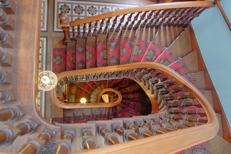 Private Dunedin City Highlights and Otago Peninsula Day Tour Private Dunedin city & Otago Peninsula day Tour (up to 4)