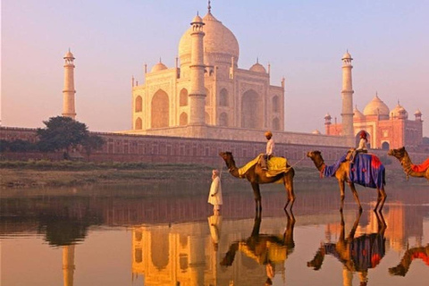 A partir de Deli: Tour particular de 3 dias pelo Triângulo DouradoTour particular com hospedagem em hotel 4 estrelas