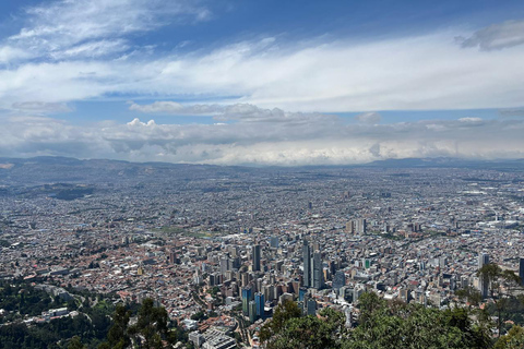 From Bogotá: Cerro Monserrate or Guadalupe and All-Inclusive Coffee Sightseeing Tour
