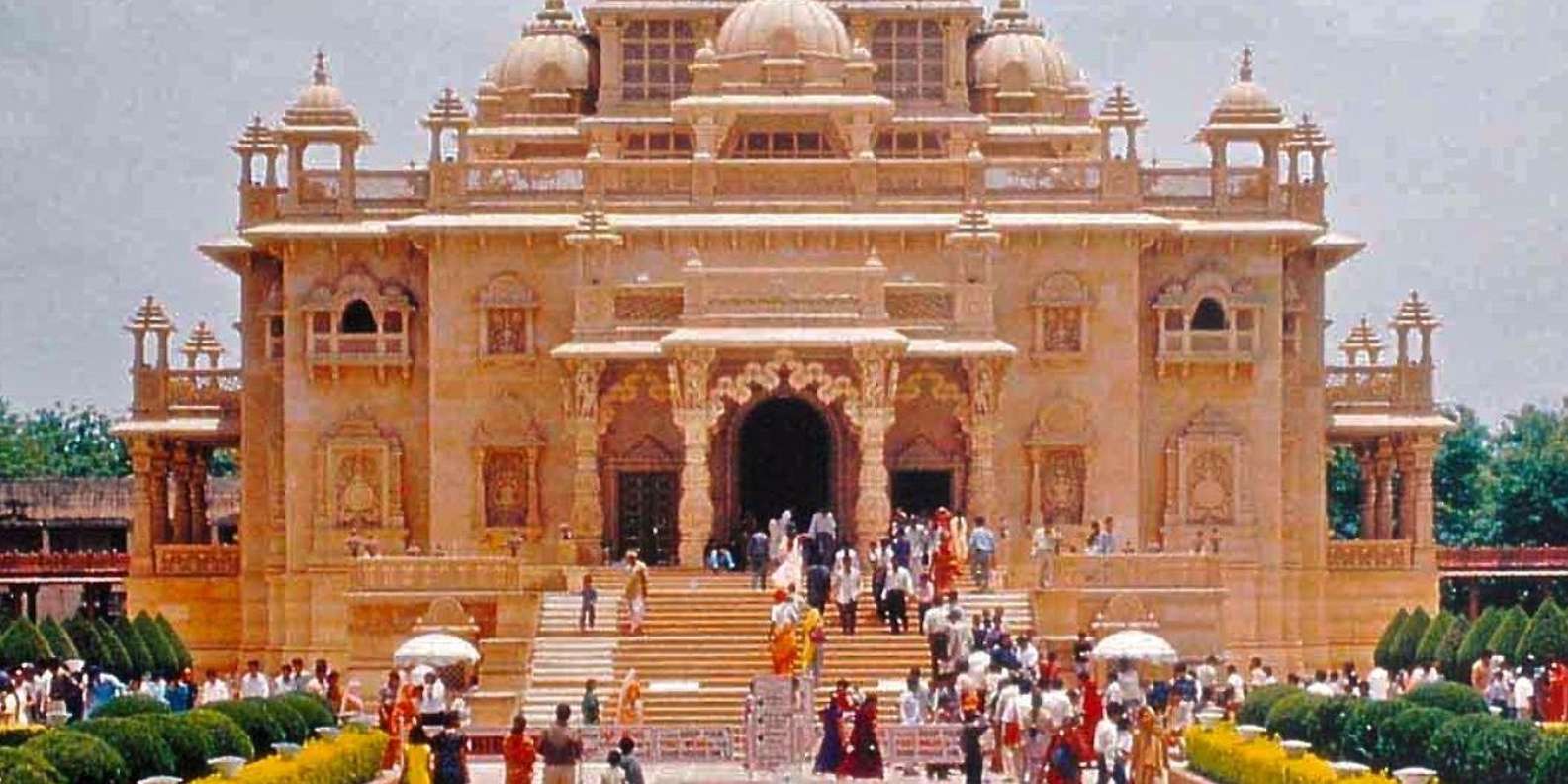 interior del templo de akshardham