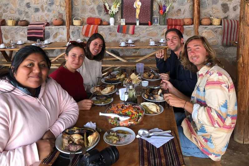 Cuzco: laguna Humantay con desayuno y almuerzo de bufé | GetYourGuide
