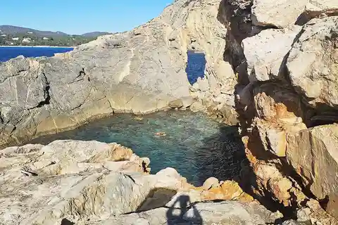 IBIZA : Die Blaue Lagune