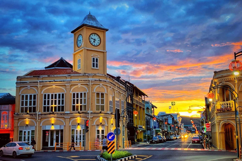 Phuket: Tour de medio día por la ciudad con guía localTour de medio día