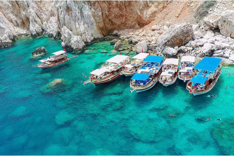 Fethiye: Full-Day 12 Island and Bay Cruise with Lunch