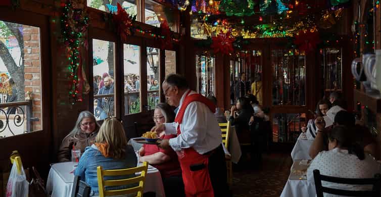 San Antonio: City Sightseeing Van Tour photo 3