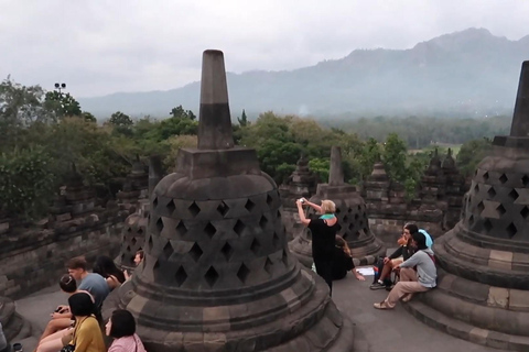 Borobudur-Prambanan-Getek: Sunset Triple Tour Experience